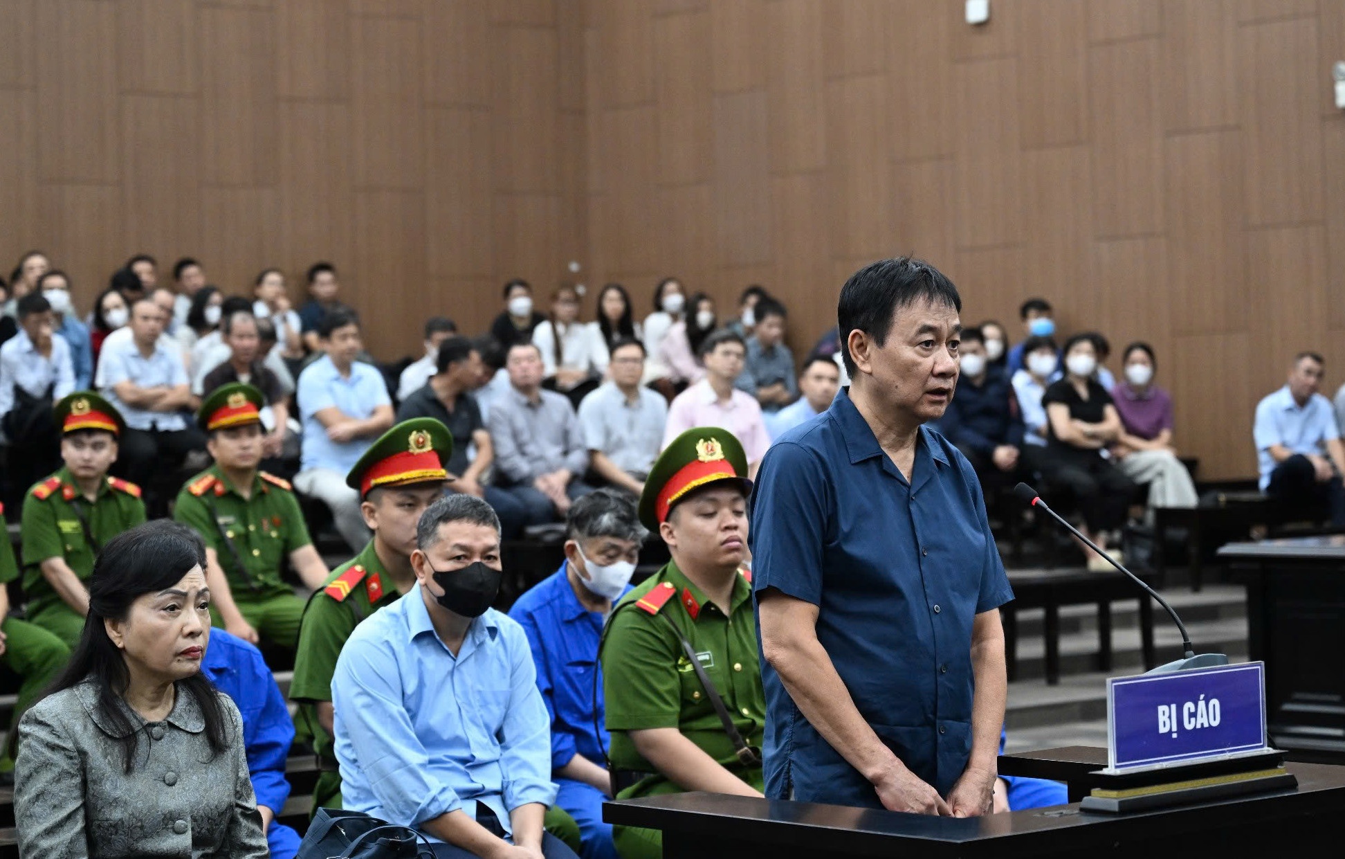 Cuu Bo truong,  Y te,  Nguyen Thi Kim Tien anh 7