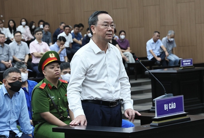 Cuu Bo truong,  Y te,  Nguyen Thi Kim Tien anh 10