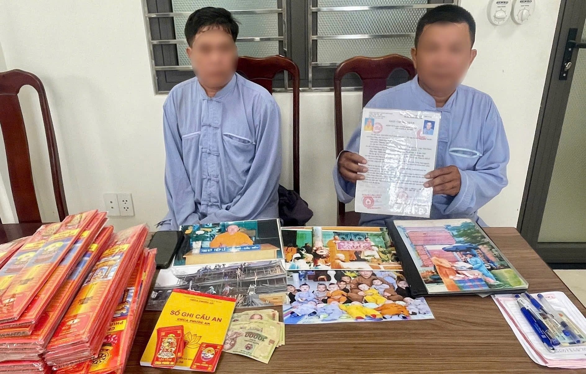 Mao danh phat tu lua nguoi dan 'gop quy sua chua' hinh anh