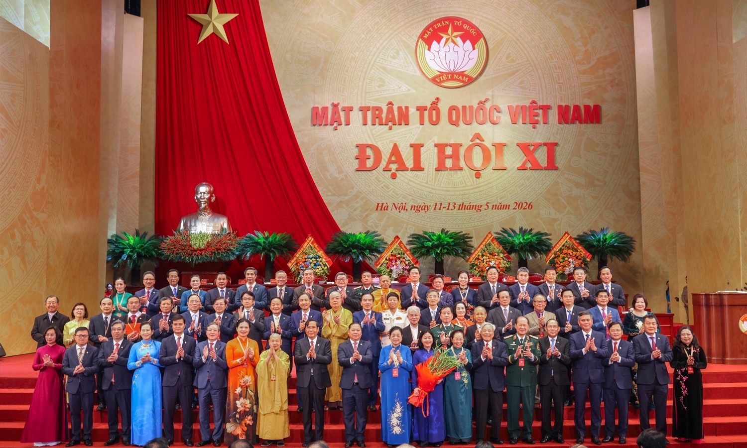 Quy dinh cua Bo Chinh tri ve bo may Dang uy MTTQ, cac doan the Trung uong hinh anh