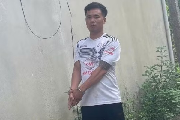Doi tuong mua ban ma tuy ra dau thu hinh anh