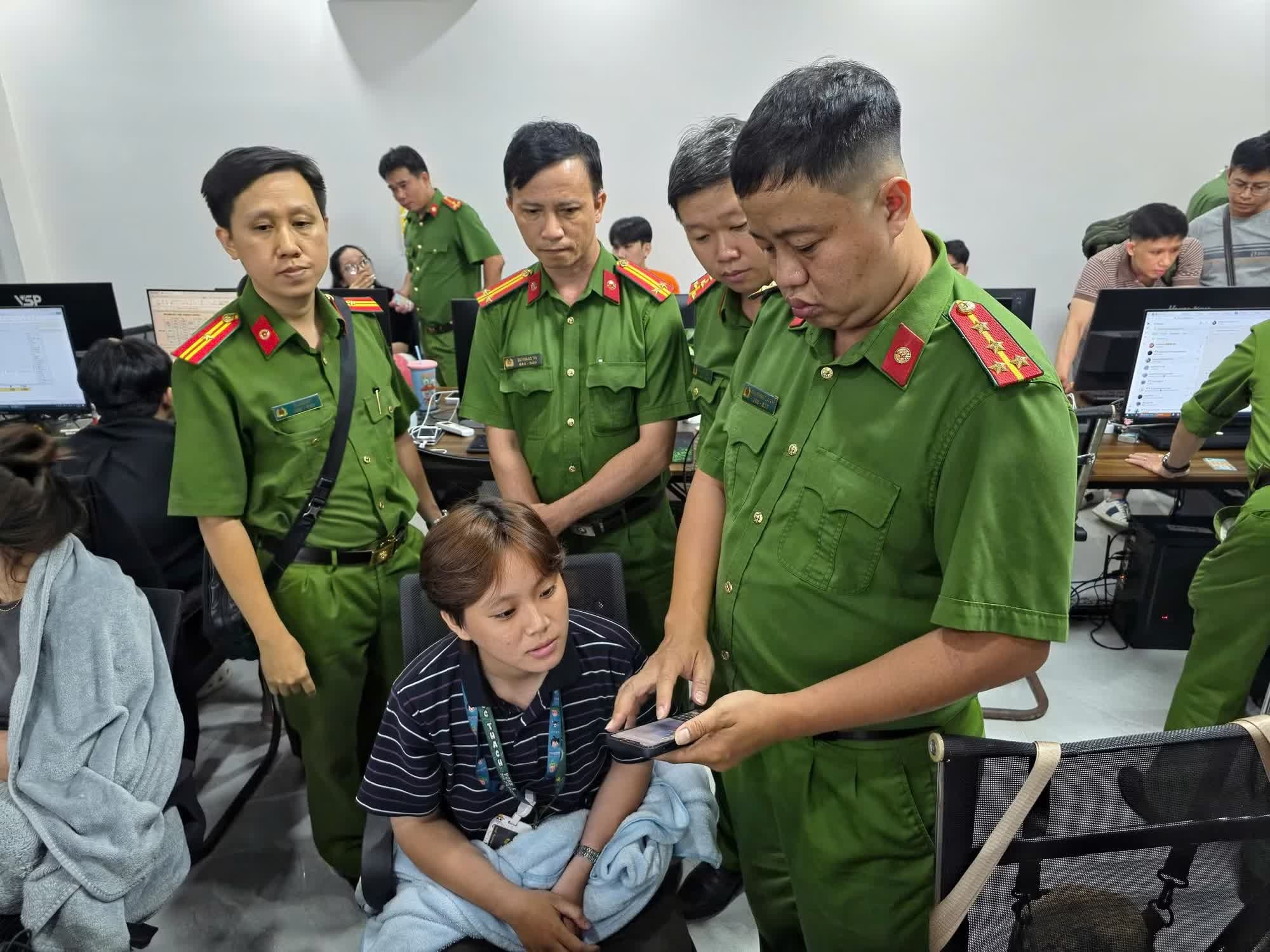 lua dao cong nghe anh 6