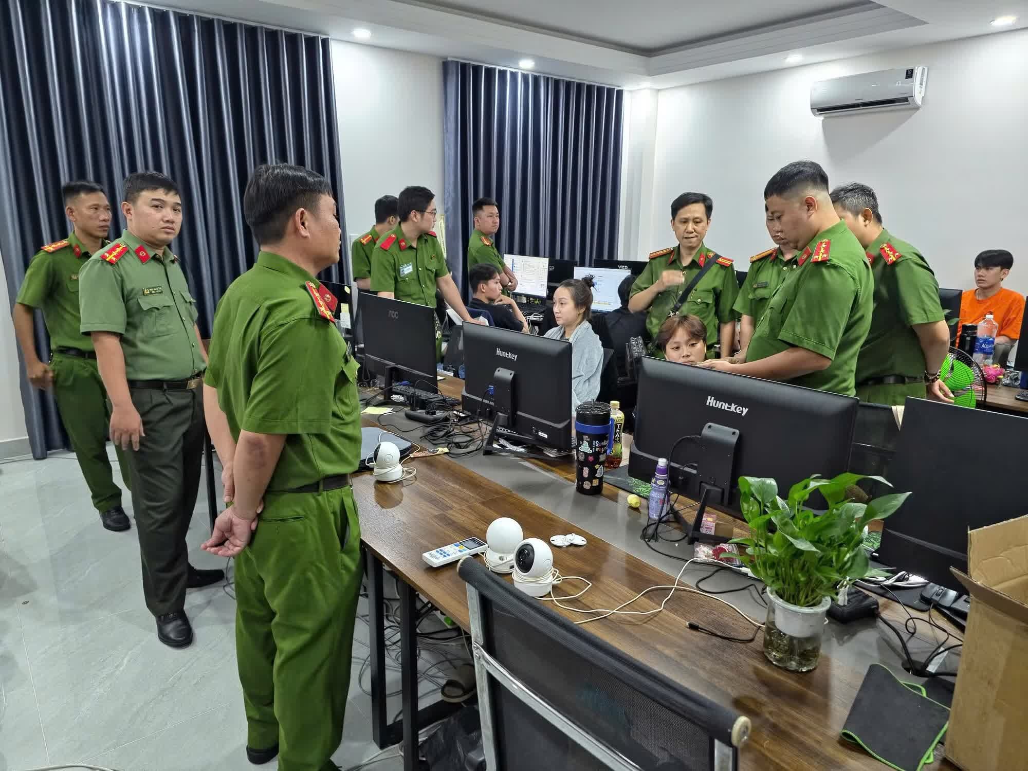lua dao cong nghe anh 8