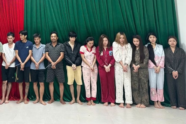 Triet pha 5 duong day ma tuy 'bam re' trong khu dan cu, bat hon 170 doi tuong hinh anh