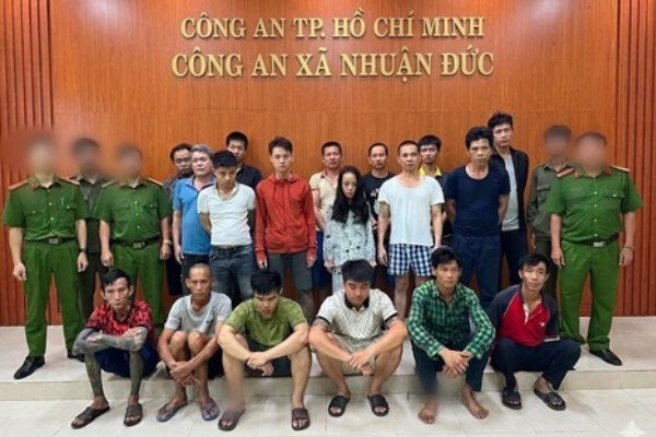 Kham pha 2 vu mua ban va to chuc su dung trai phep chat ma tuy hinh anh