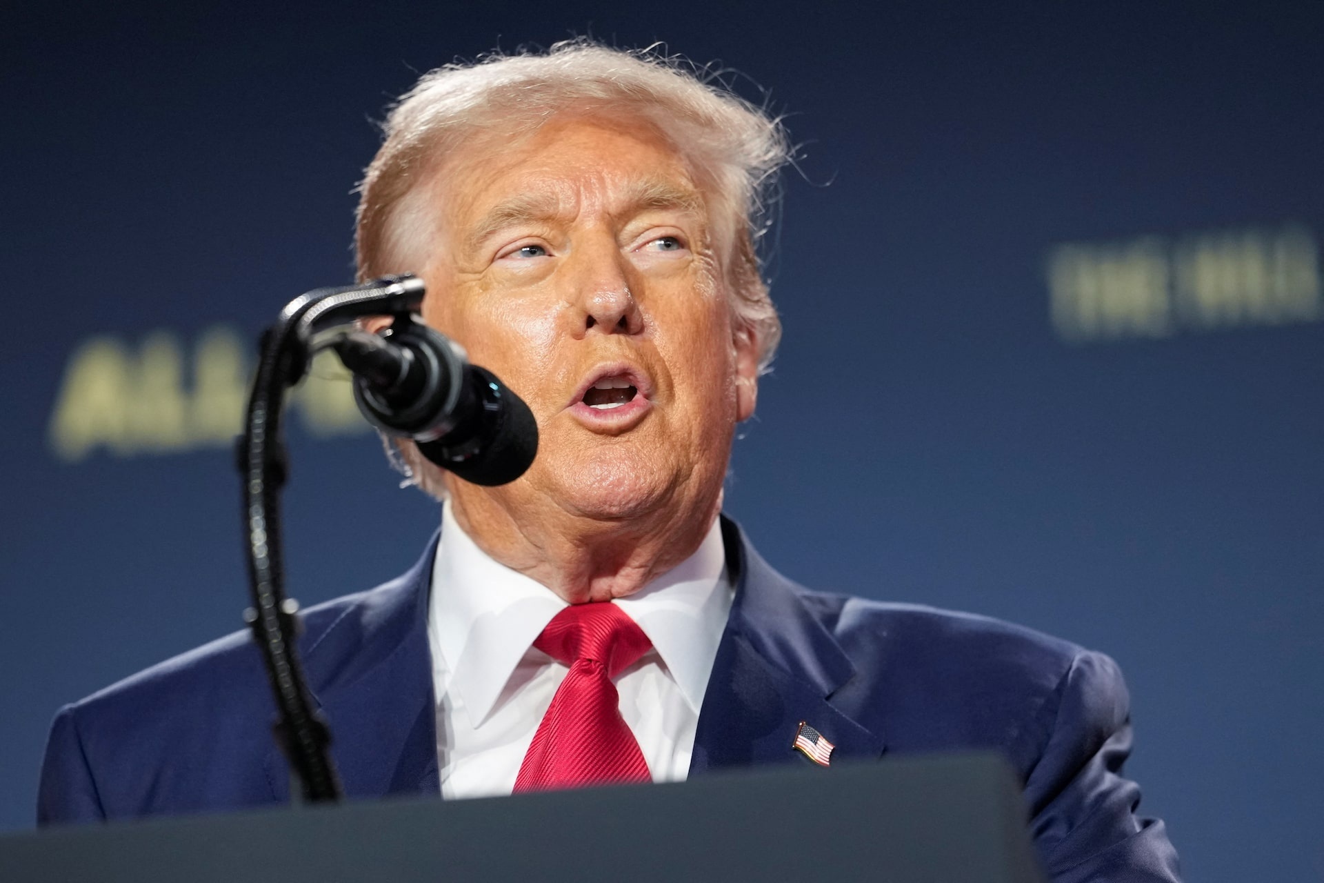 Ong Trump khang dinh co suc khoe hoan hao sau kiem tra y te dinh ky hinh anh