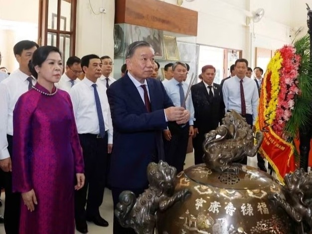 Tong Bi thu, Chu tich nuoc tham Khu di tich Chu tich Ho Chi Minh o Thai Lan hinh anh
