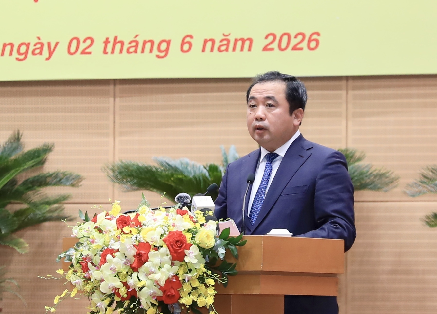 Bi thu Ha Noi: Moi chinh sach phai danh gia du co so phap ly, dong thuan xa hoi hinh anh