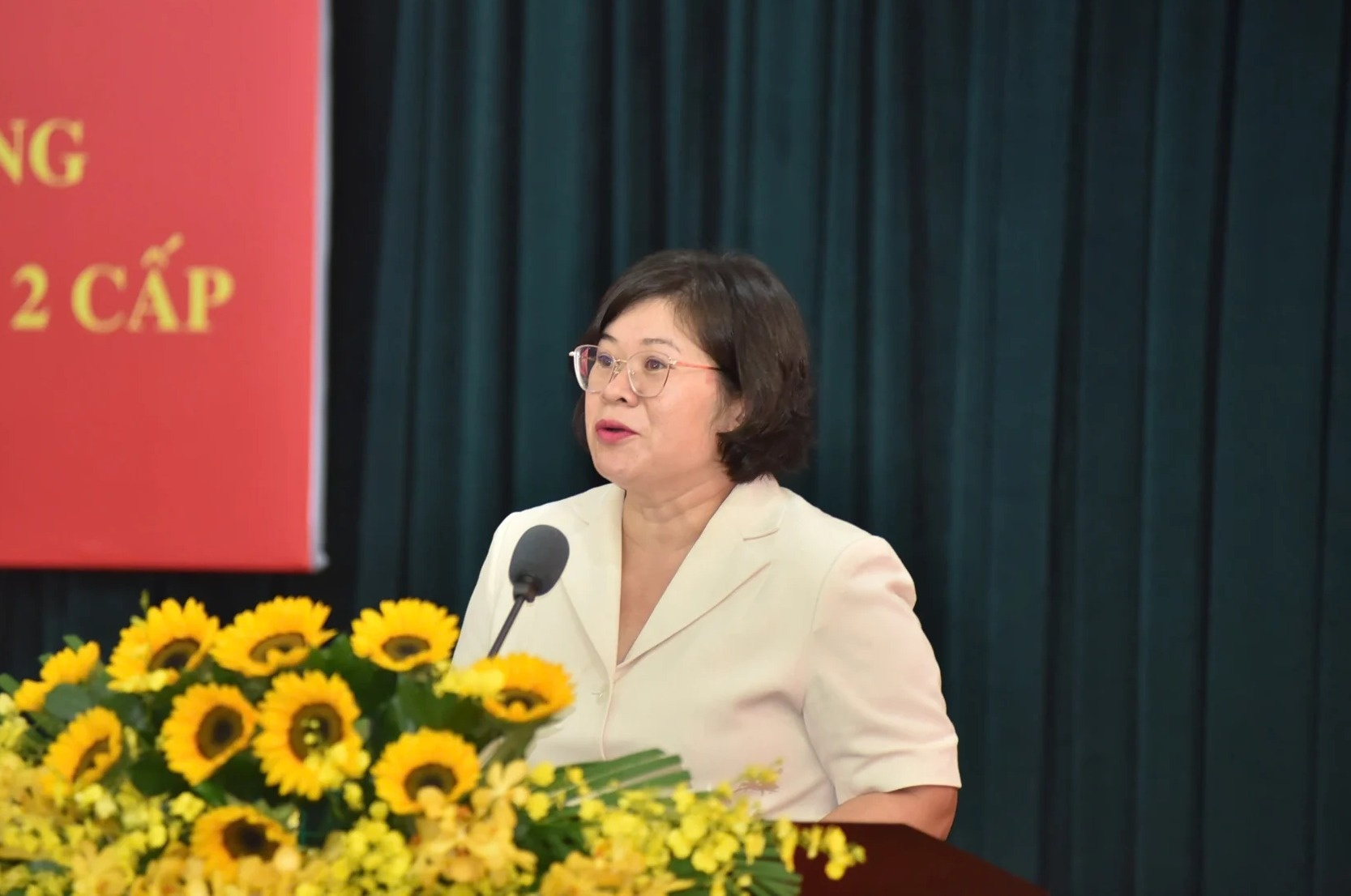chinh quyen 2 cap anh 2