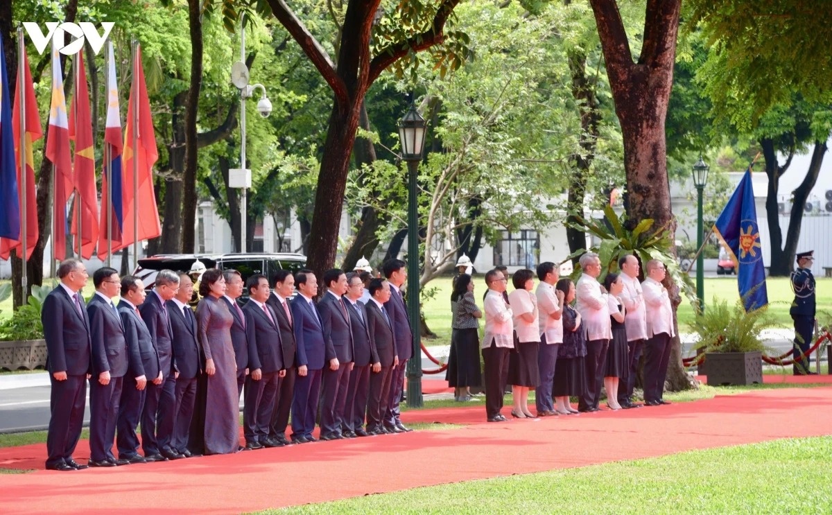 Tong Bi thu anh 3