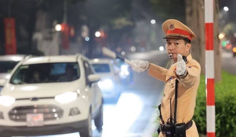 Ha Noi tam cam, han che nhieu tuyen duong ngay 7 - 8/6 hinh anh