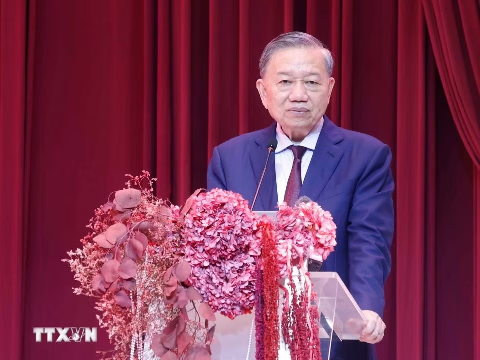 Tong Bi thu anh 4