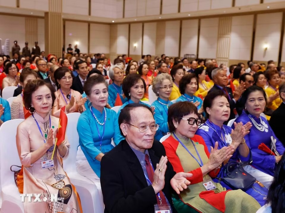 Tong Bi thu anh 6