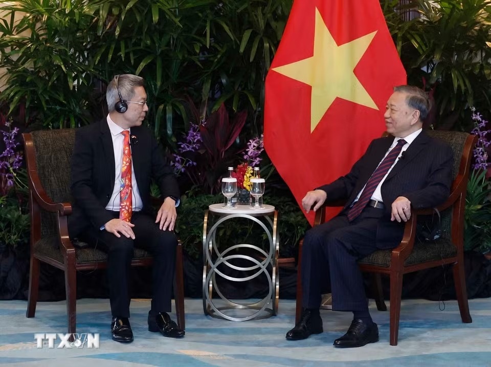 Tong Bi thu anh 2