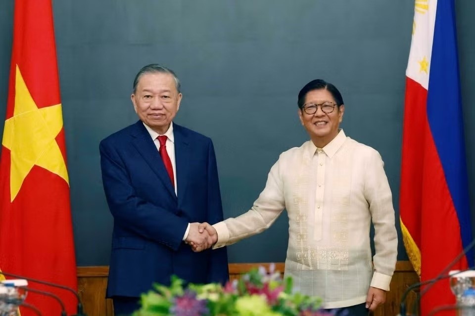 Tong Bi thu, Chu tich nuoc To Lam va Tong thong Philippines hoi dam hinh anh