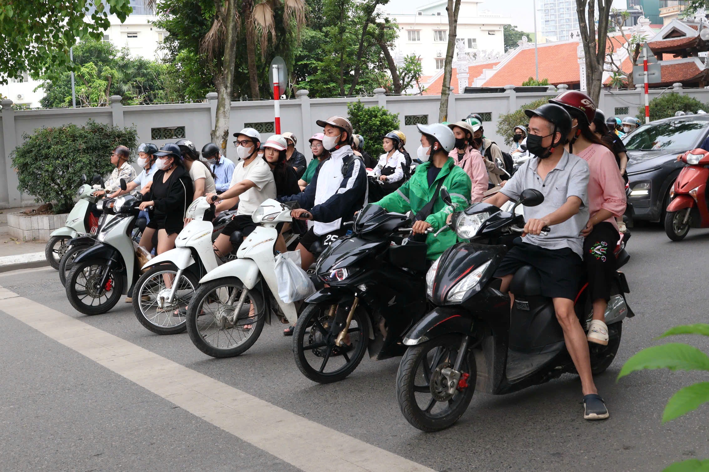 Ha Noi du kien thu phi xe ca nhan vao Vanh dai 1 tu nam 2028 hinh anh