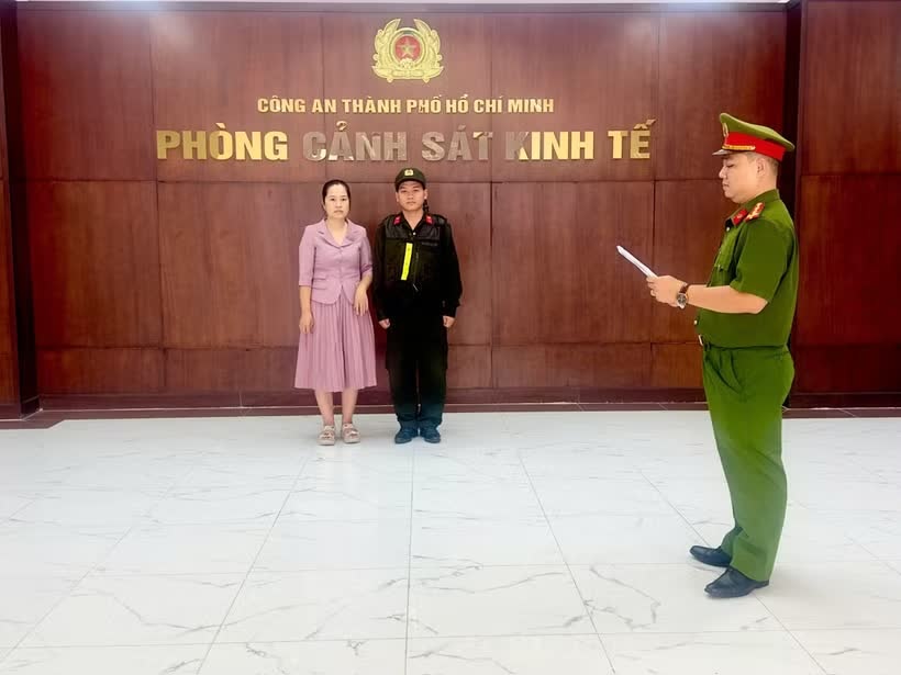 ao dai Dat Lanh,  Thuong hieu Dat Lanh,  Chu hang Dat Lanh,  Giam doc Dat Lanh anh 1
