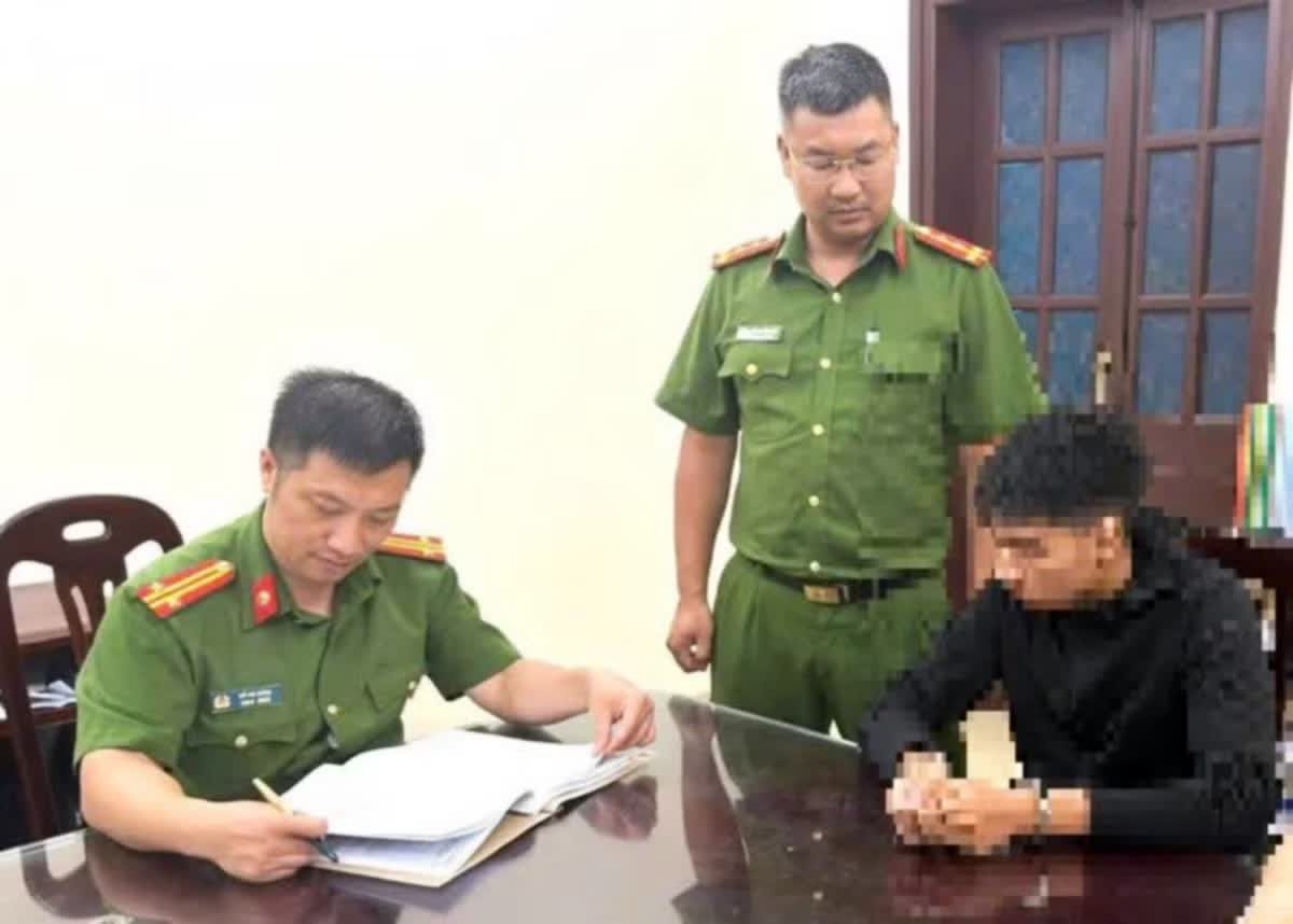 Khoi to nguoi me anh 1