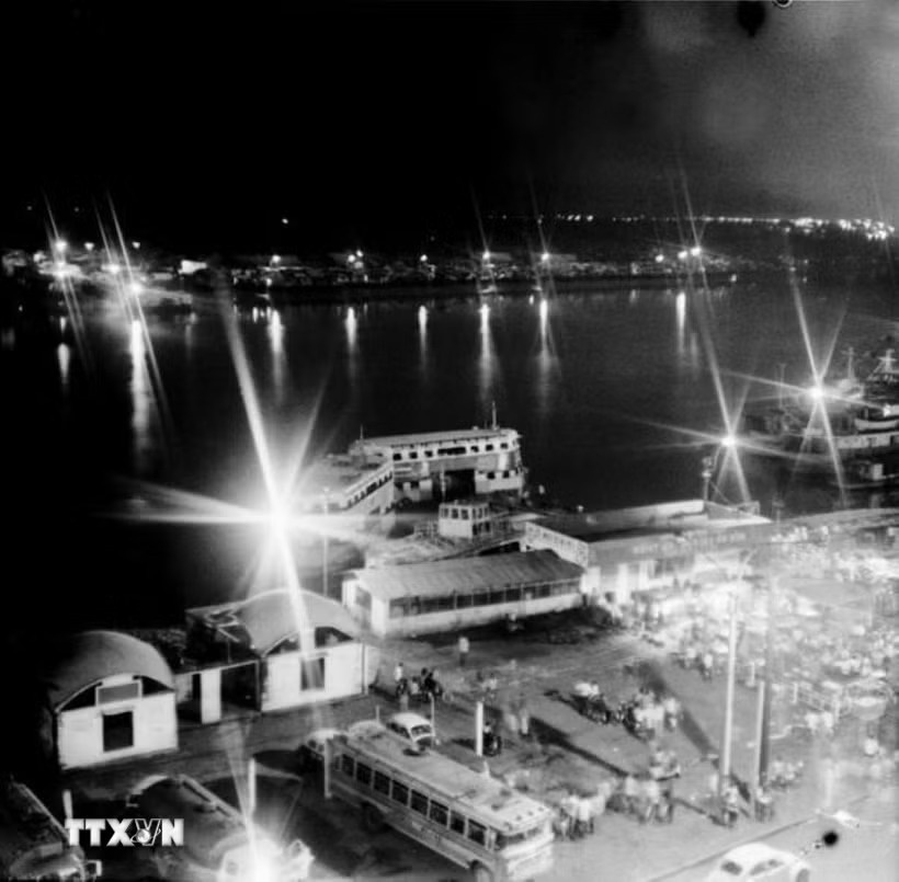 115 nam ngay Bac Ho ra di tim duong cuu nuoc: Tiep noi hanh trinh tri tue Viet hinh anh