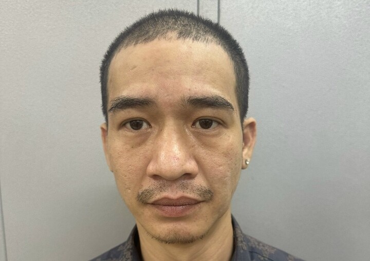 ban 600 thiet bi,  Gian lan cuoc taxi anh 1
