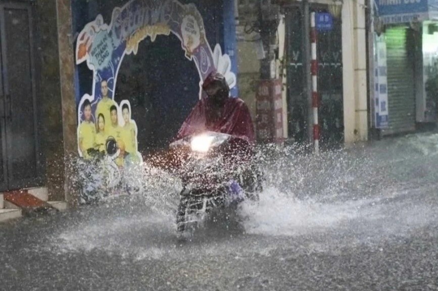 Khong khi lanh anh huong, Bac Bo dut dot nang nong tu ngay mai (8/6) hinh anh