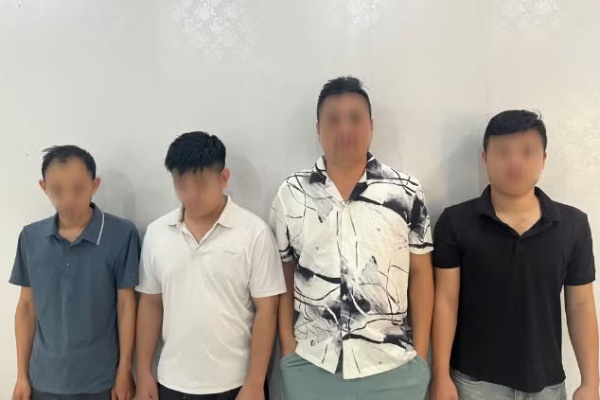 Khoi to nhom doi tuong danh bac truc tuyen tren trang ca cuoc 'GO88', 'Hit-Club' hinh anh