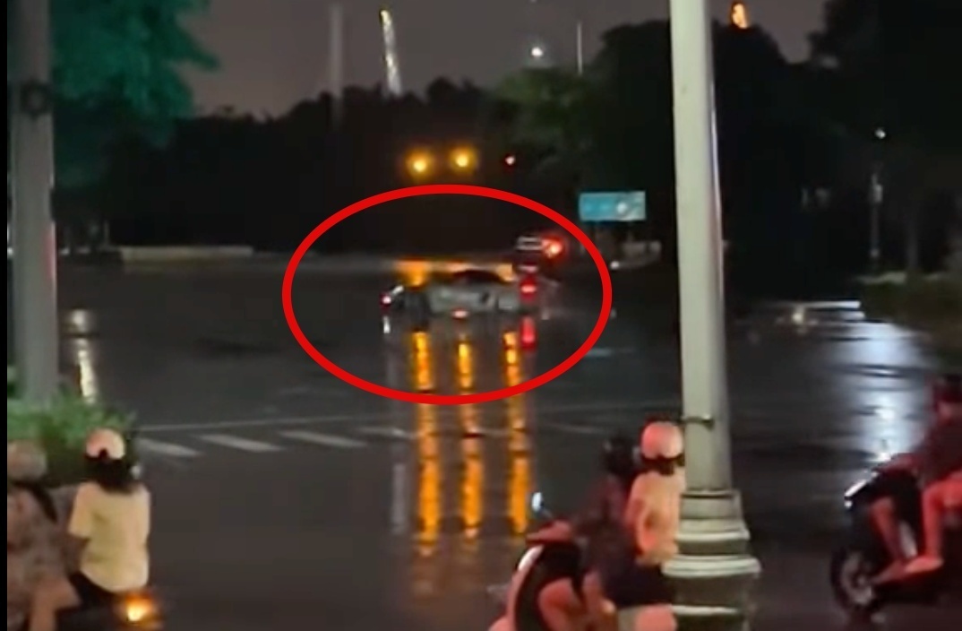 Tai xe lai Porsche 'drift' nhieu vong, gay nao loan khu do thi Sala hinh anh