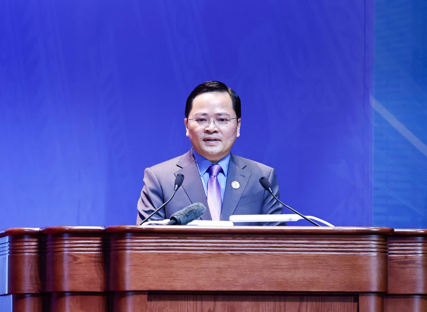 luong du song anh 1