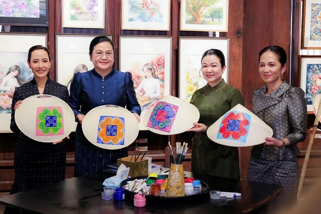 phu nhan thu tuong anh 12