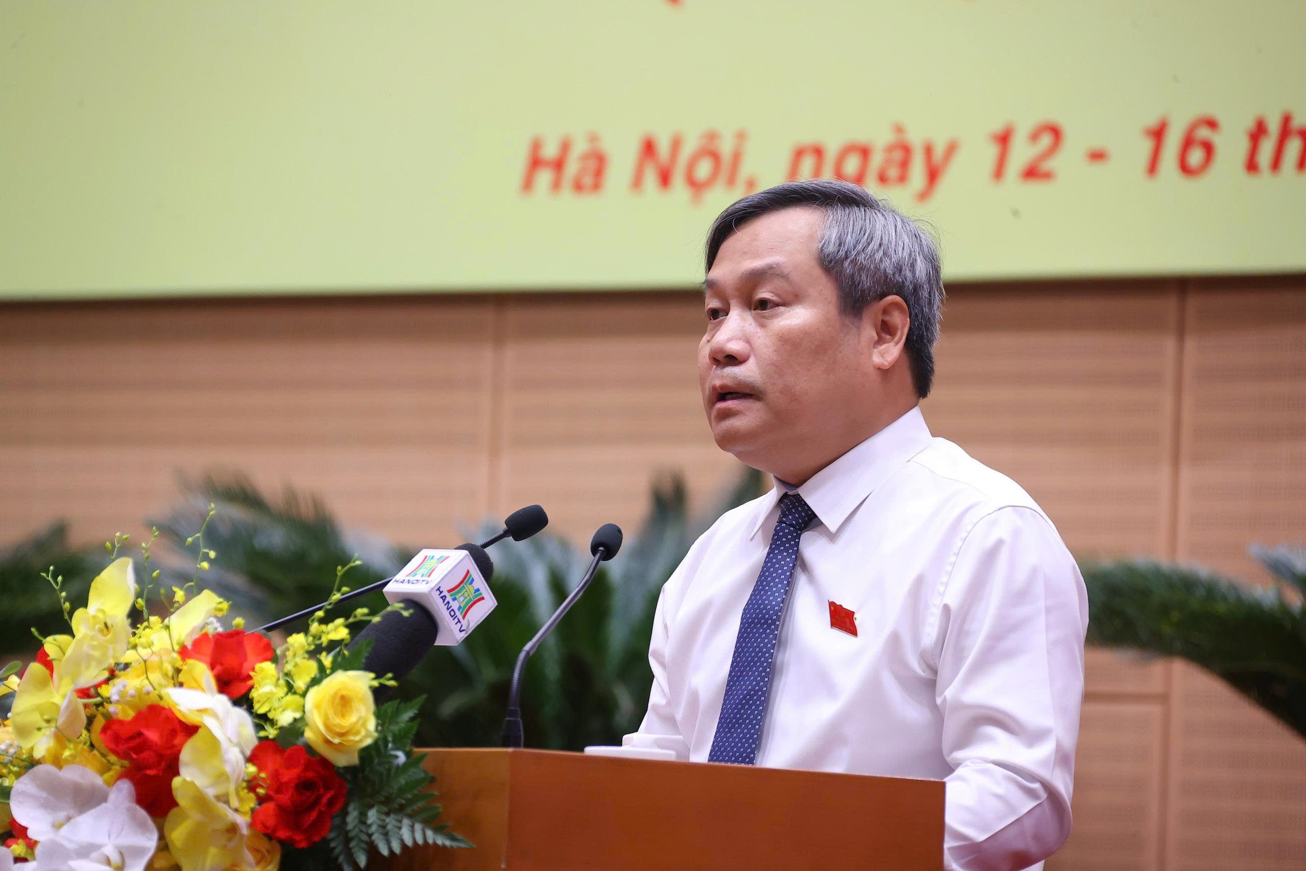 Chu tich Ha Noi: Qua than trong se lo co hoi phat trien, nong voi co the rui ro hinh anh