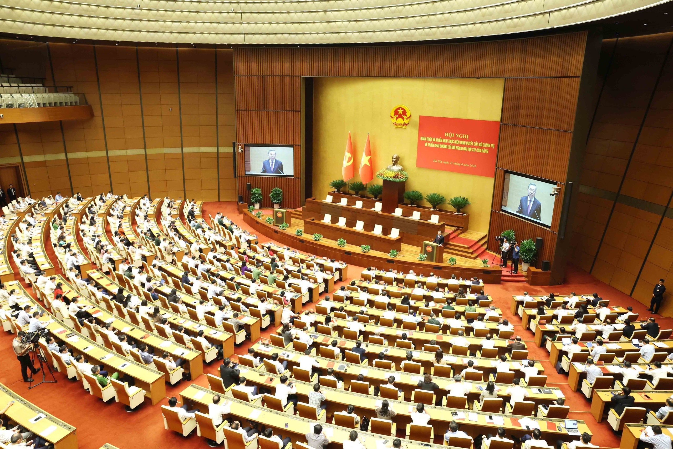 doi ngoai anh 2