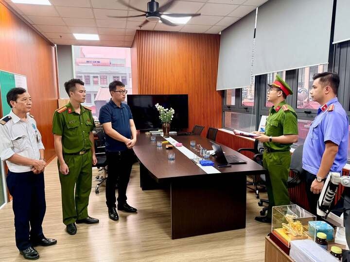 hack ban quyen,  Phan mem anh 3