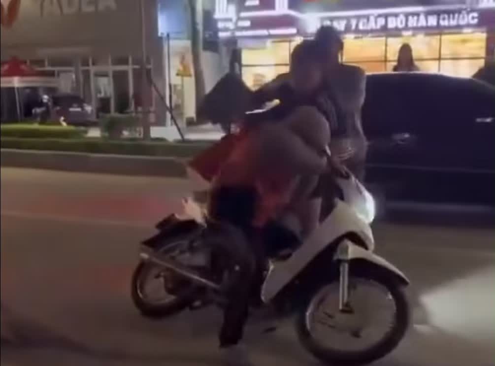 Cong an lam ro thong tin nam shipper bi hanh hung giua duong hinh anh