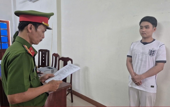 Cuom 84 dien thoai,  The Gioi Di Dong anh 1