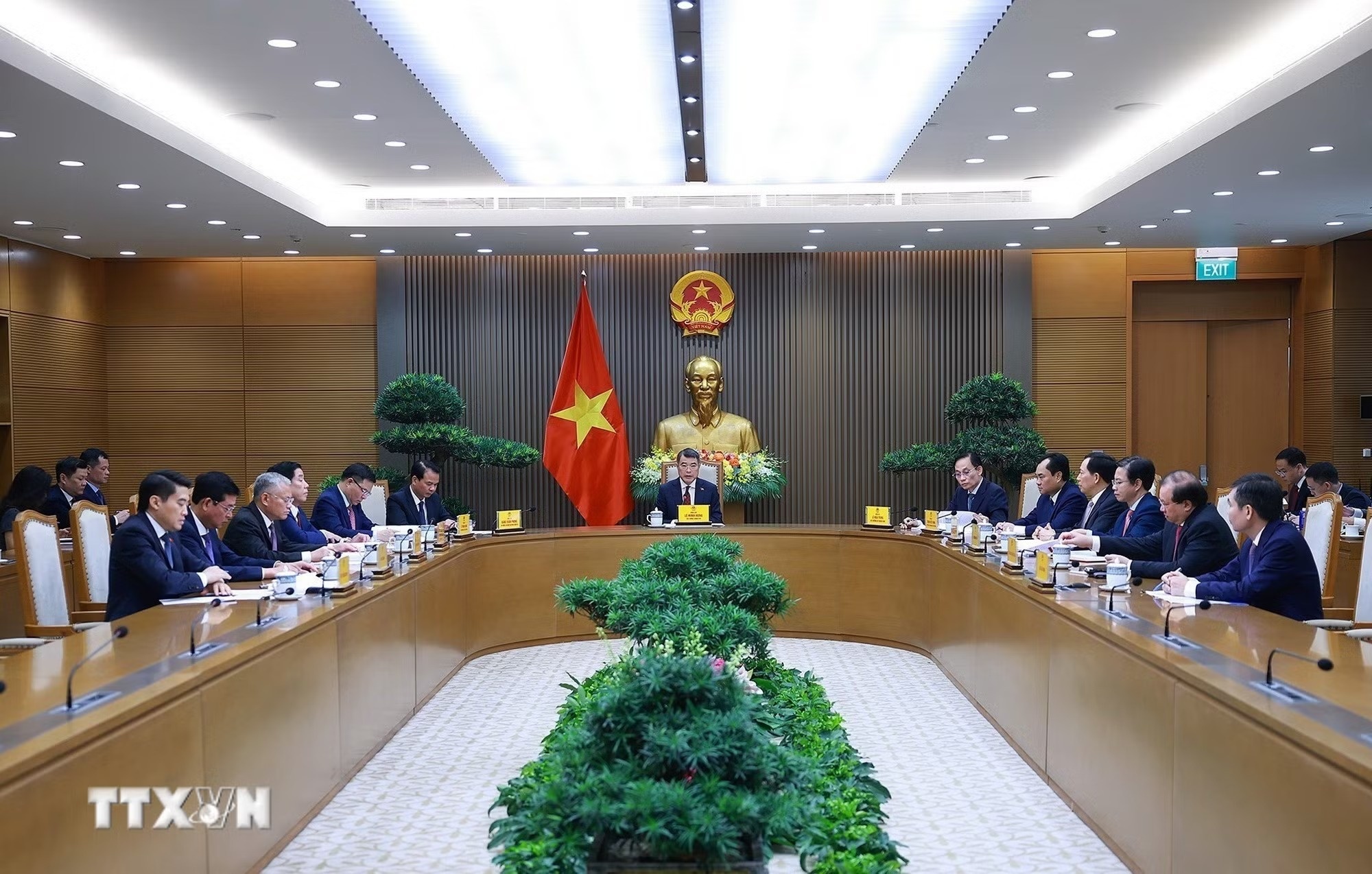 Thu tuong Le Minh Hung anh 1