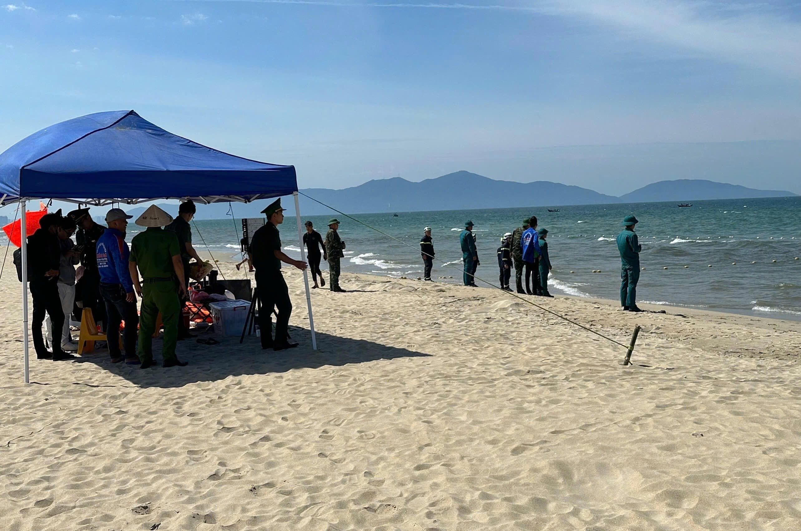Gan 100 nguoi tim kiem nu du khach Nga mat tich khi di dao o bo bien Da Nang hinh anh