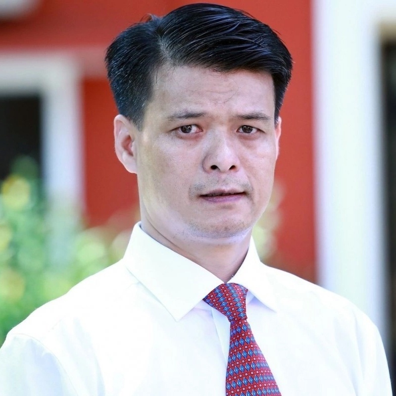 chinh quyen 2 cap anh 4