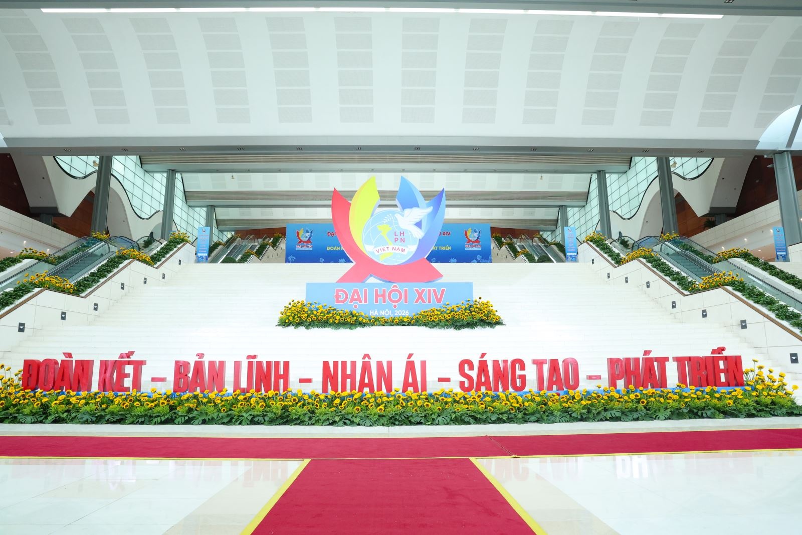 Khai mac Dai hoi dai bieu phu nu toan quoc lan thu XIV hinh anh