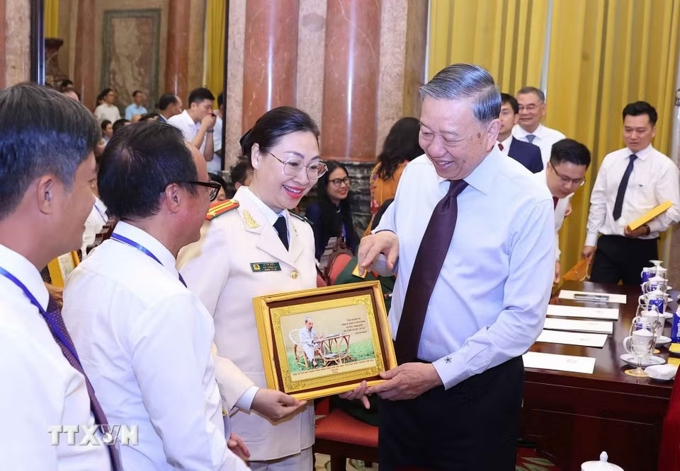 Tong Bi thu anh 16