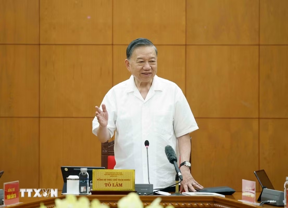Tong bi thu to lam anh 2