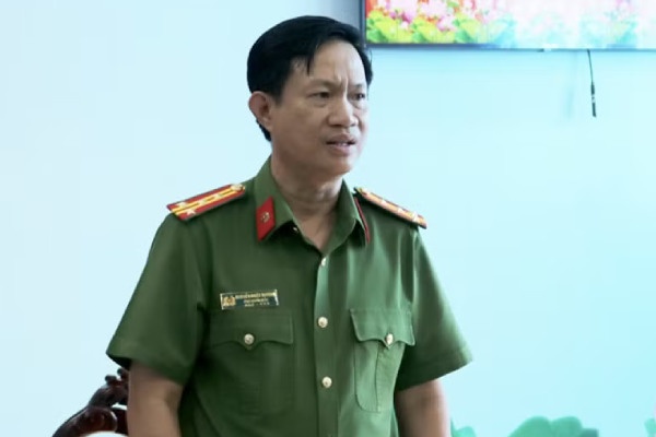 Phat hien, xu ly hon 100 vu buon lau, hang gia hinh anh