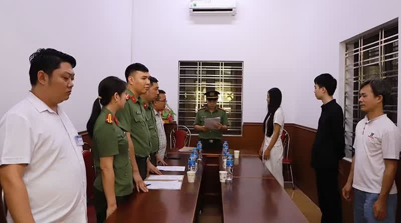 lua dao rua tien anh 1