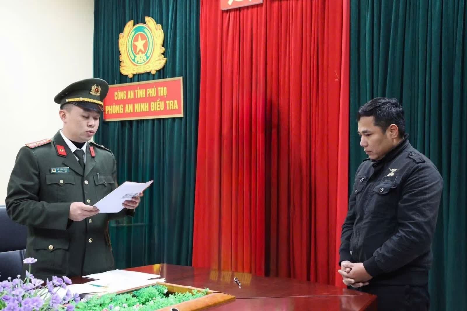 Viettel Post,  Chu Viettel Post,  Nhan vien Viettel Post,  Chu tich Viettel Post,  Giam doc Viettel Post,  J&T Express,  Buon ban,  sung nen hoi,  Xuyen quoc gia anh 3