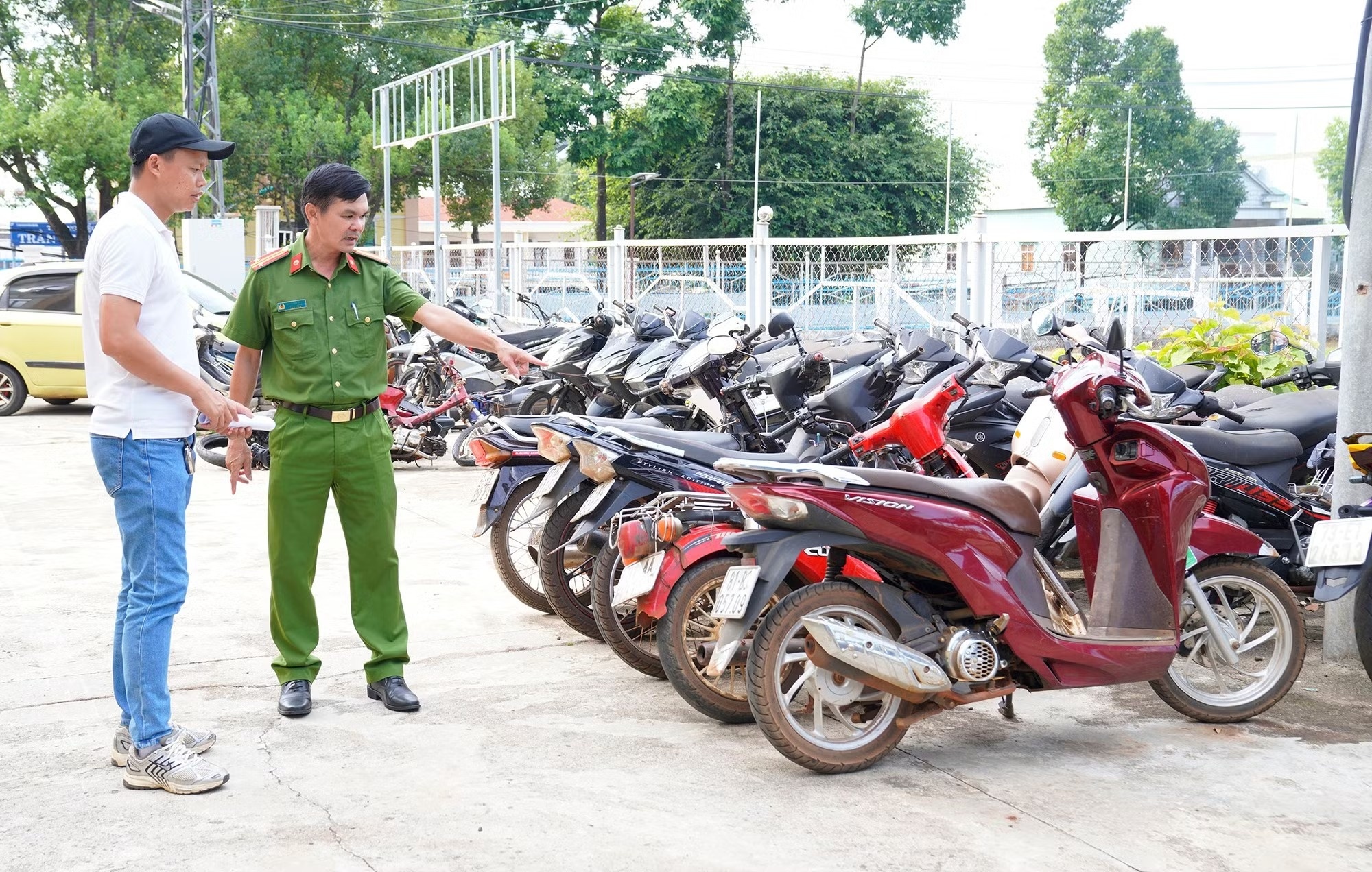 gay roi trat tu anh 2