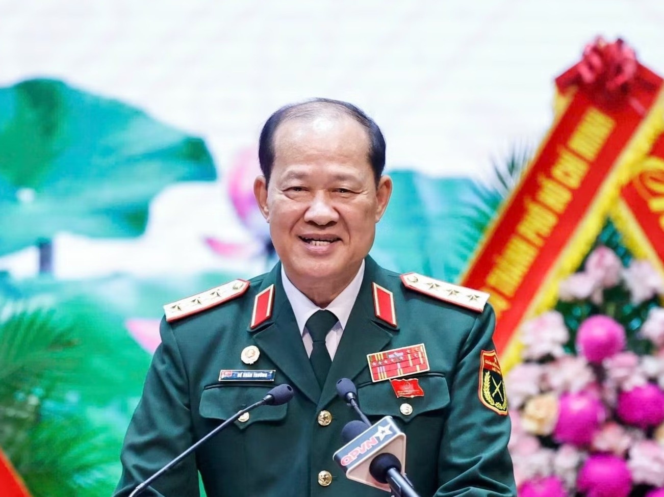 Thuong tuong Be Xuan Truong tai dac cu Chu tich Hoi Cuu chien binh Viet Nam hinh anh