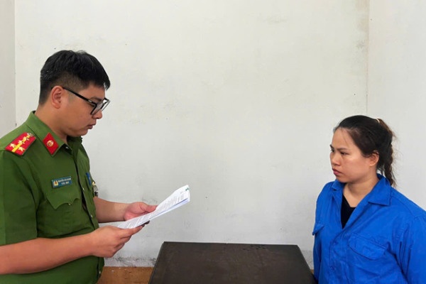 Khoi to me ke bao hanh khien be trai tai Quang Ninh tu vong hinh anh