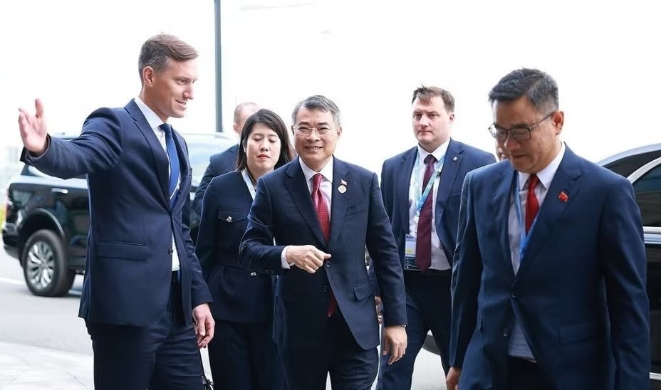 Thu tuong Le Minh Hung du Phien khai mac Dien dan Doanh nghiep Nga - ASEAN hinh anh