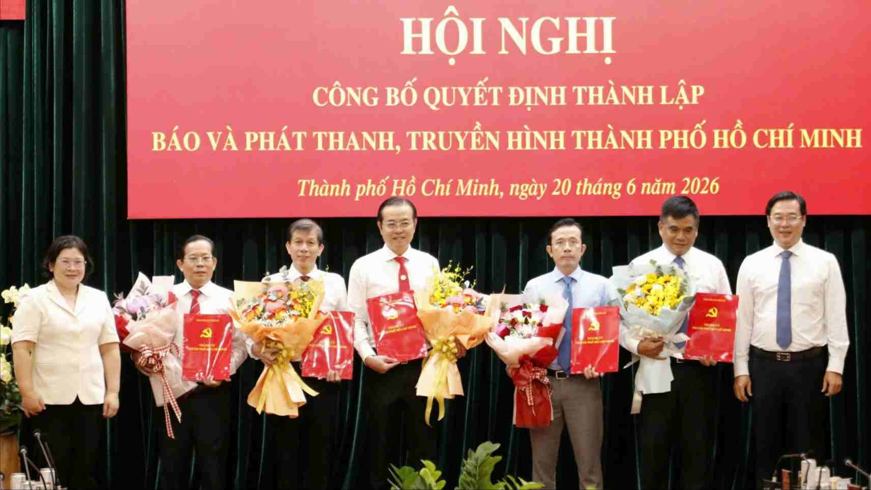 Ong Le Van Minh lam Tong giam doc Co quan Bao va Phat thanh, Truyen hinh TP.HCM hinh anh