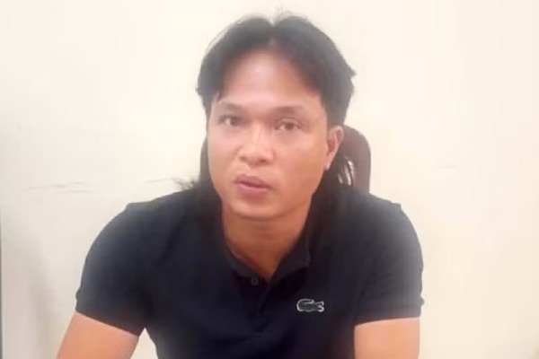 Bat khan cap doi tuong o Ha Noi tung tin gia 'tom kho lam bang cao su non' hinh anh