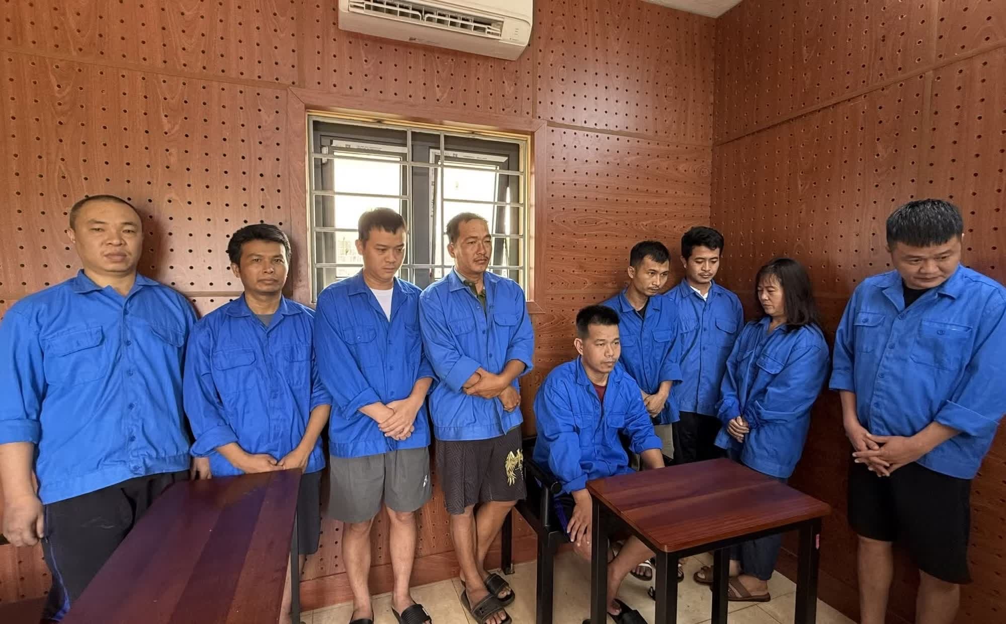 Triet xoa duong day,  Ca do bong da anh 1